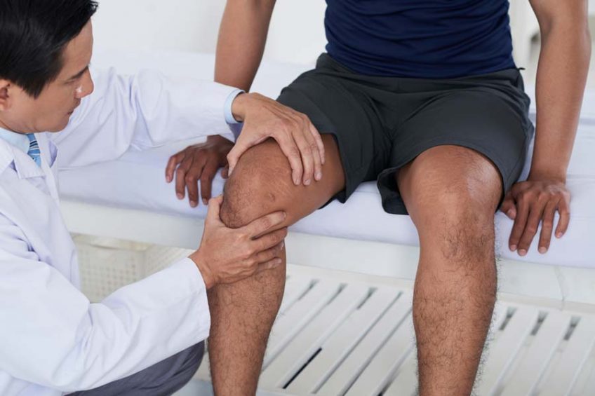 5-common-injuries-that-cause-knee-pain-while-running-and-how-to-treat